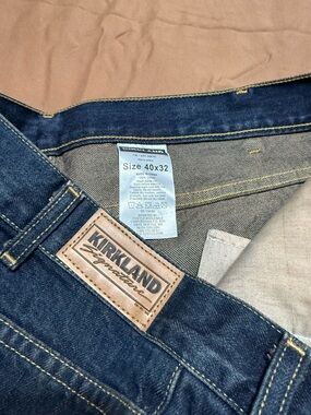 Kirkland Signature Men's Classic Dark Blue Straight Jeans